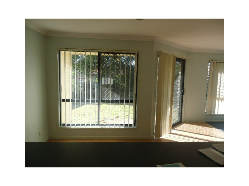 35 Bullen Circuit, Forest Lake QLD 4078