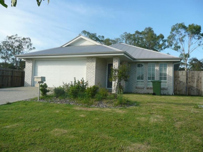 30 Griffen Place, Crestmead QLD 4132