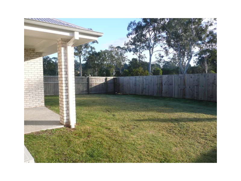 30 Griffen Place, Crestmead QLD 4132