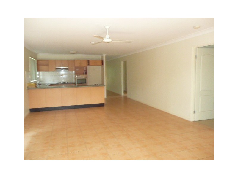 86 James Josey Avenue, Springfield Lakes QLD 4300