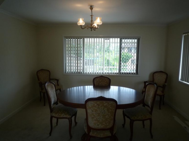 9 Heysen Court, Collingwood Park QLD 4301