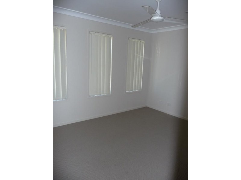 70 Harold Reinhardt Drive, Redbank Plains QLD 4301