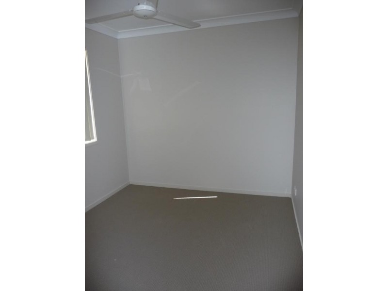70 Harold Reinhardt Drive, Redbank Plains QLD 4301