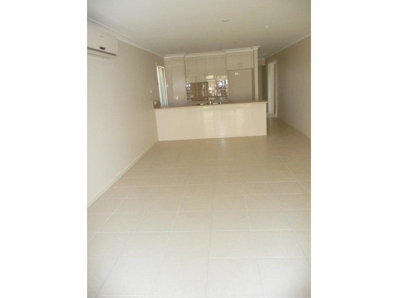 70 Harold Reinhardt Drive, Redbank Plains QLD 4301