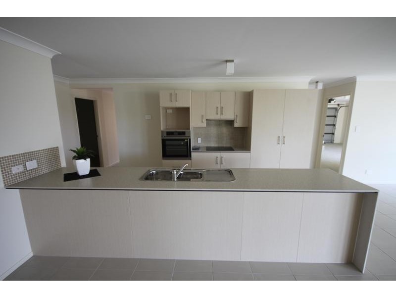 4 foundation, Collingwood Park QLD 4301