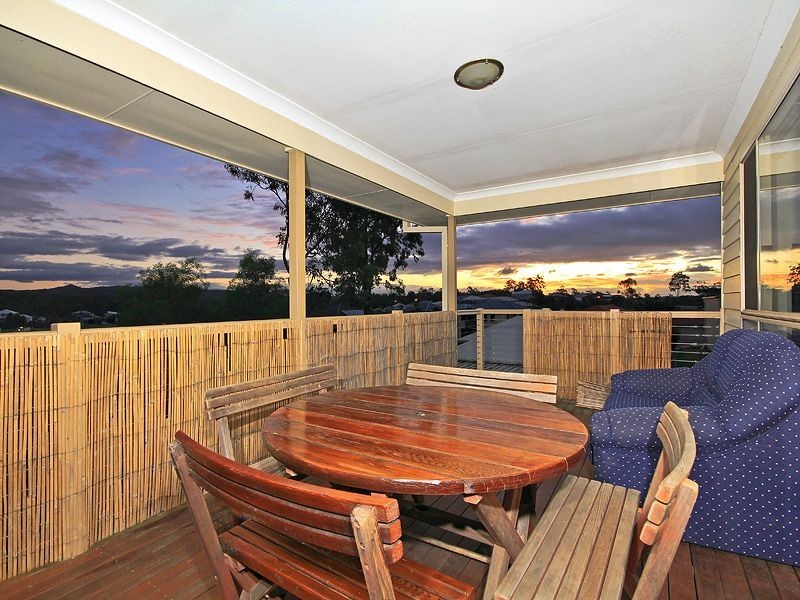 10 Flora Link, Springfield Lakes QLD 4300