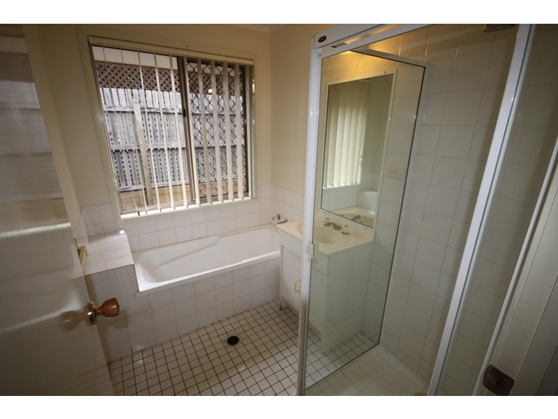 12 Forest Glen Ct, Camira QLD 4300