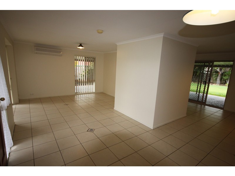 12 Forest Glen Ct, Camira QLD 4300