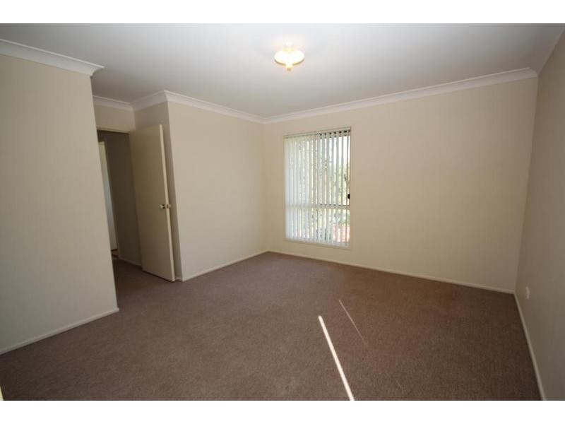 127 Eugene Street, Bellbird Park QLD 4300