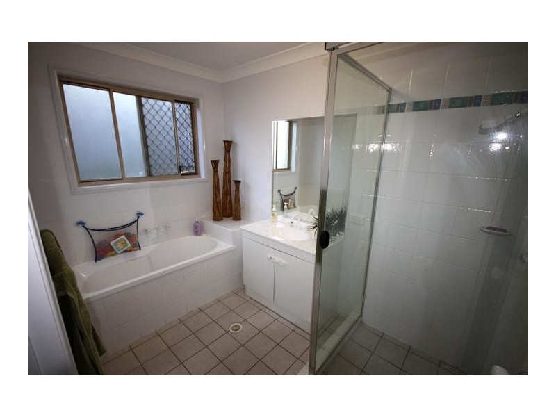 30 Grand South Circuit, Springfield Lakes QLD 4300