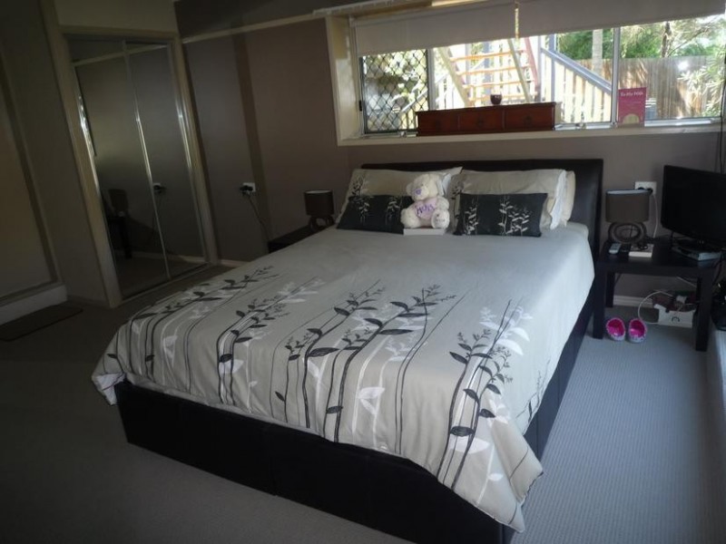 6 duncan Street, Riverview QLD 4303