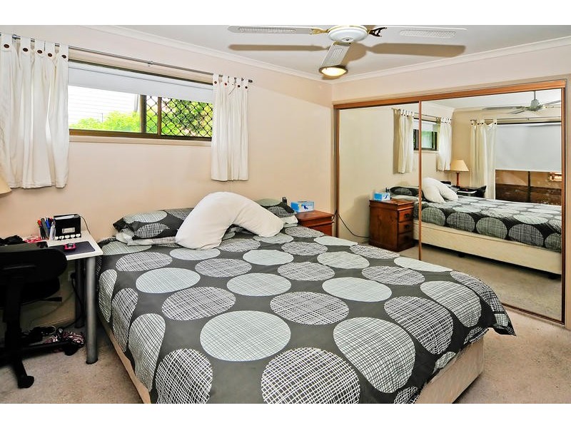 6 duncan Street, Riverview QLD 4303