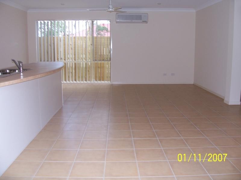 43 Gippsland Circuit, Forest Lake QLD 4078