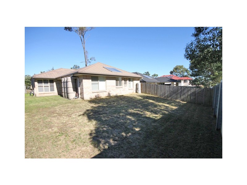 43 Gippsland Circuit, Forest Lake QLD 4078