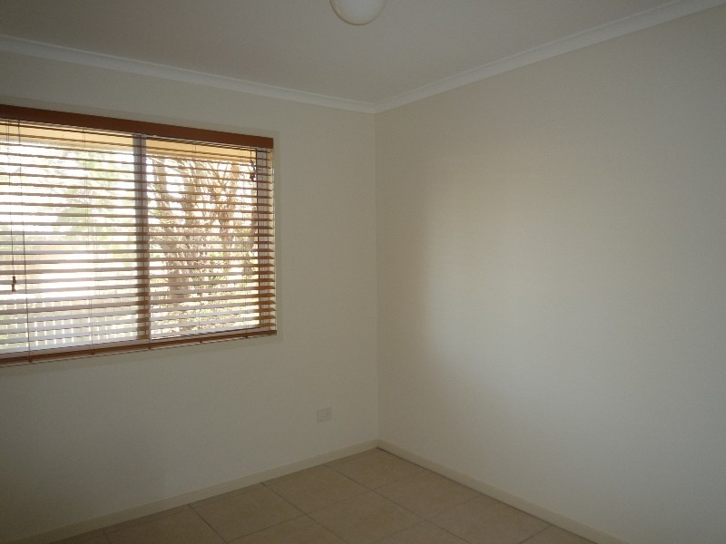 4/43 Henty Drive, Redbank Plains QLD 4301