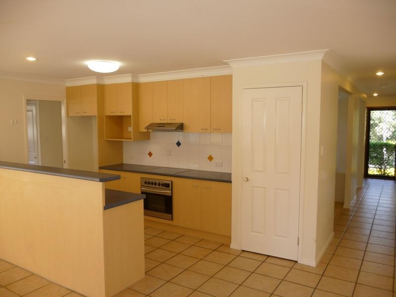 95 Sharpless Rd, Springfield QLD 4300