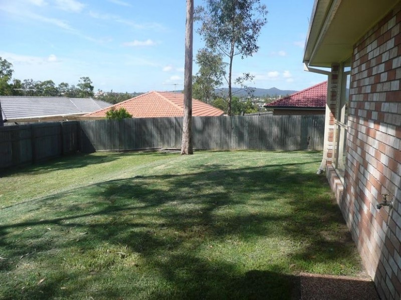 16 Emma Place, Springfield Lakes QLD 4300
