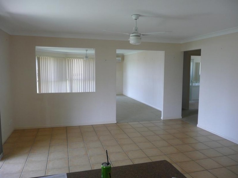 16 Emma Place, Springfield Lakes QLD 4300