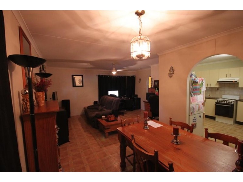 76 Collingwood Drive, Collingwood Park QLD 4301