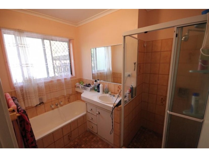 76 Collingwood Drive, Collingwood Park QLD 4301
