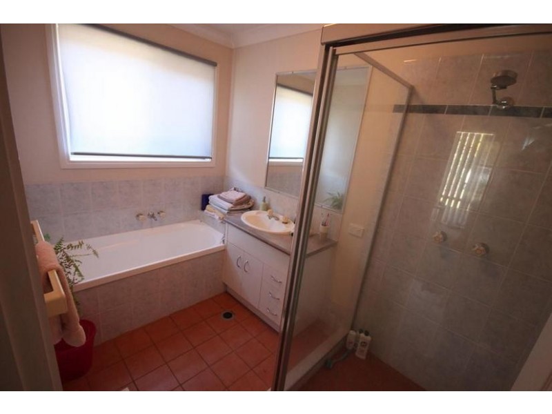 37 Brighton Parade, Forest Lake QLD 4078