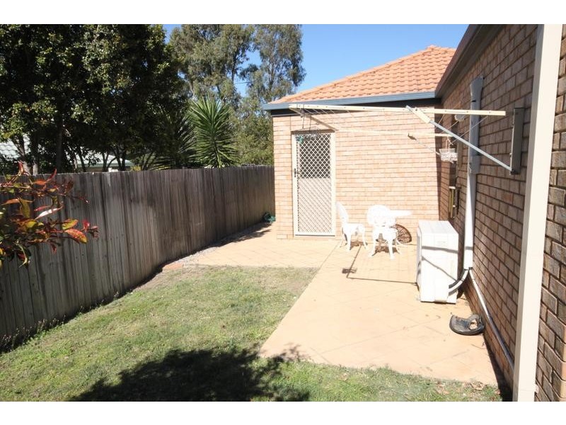 37 Brighton Parade, Forest Lake QLD 4078