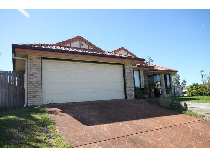 2 Montville Place, Forest Lake QLD 4078