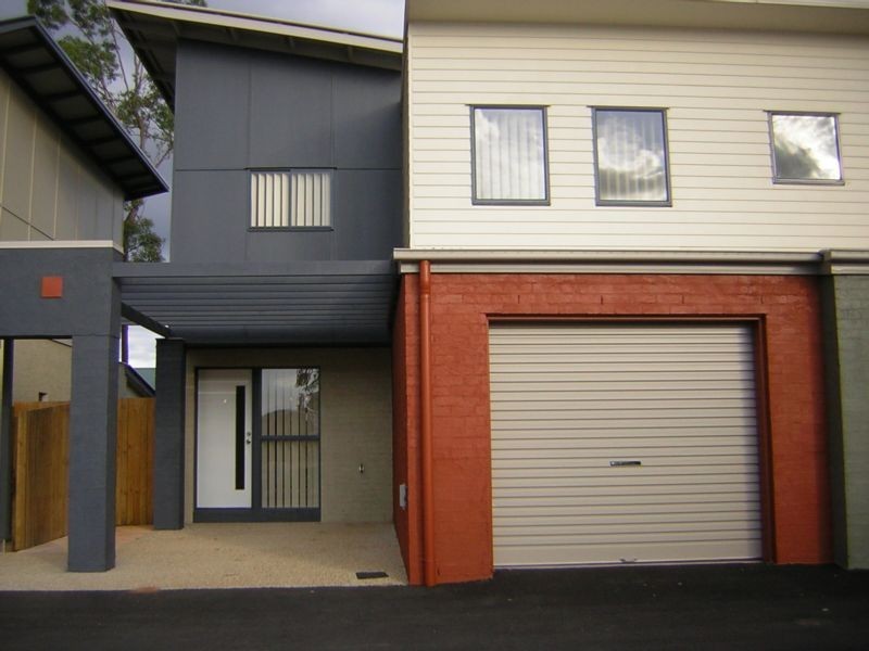 8/26 Commercial Drive, Springfield QLD 4300