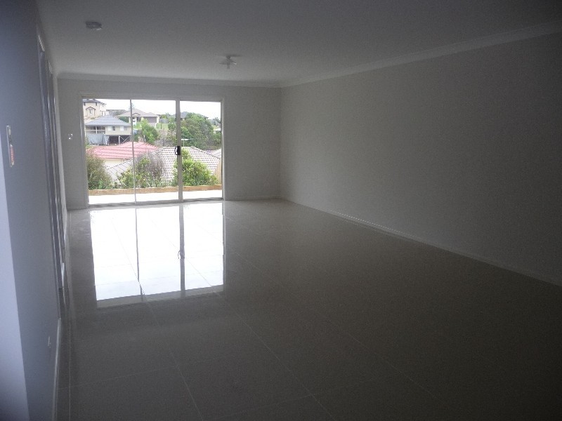 2/11 Tone Drive, Collingwood Park QLD 4301