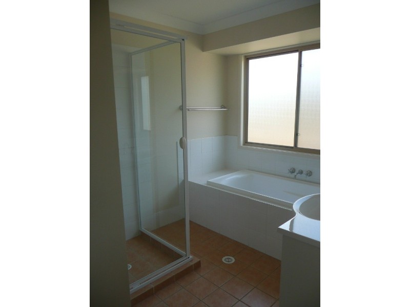 293 Eagle Street, Collingwood Park QLD 4301