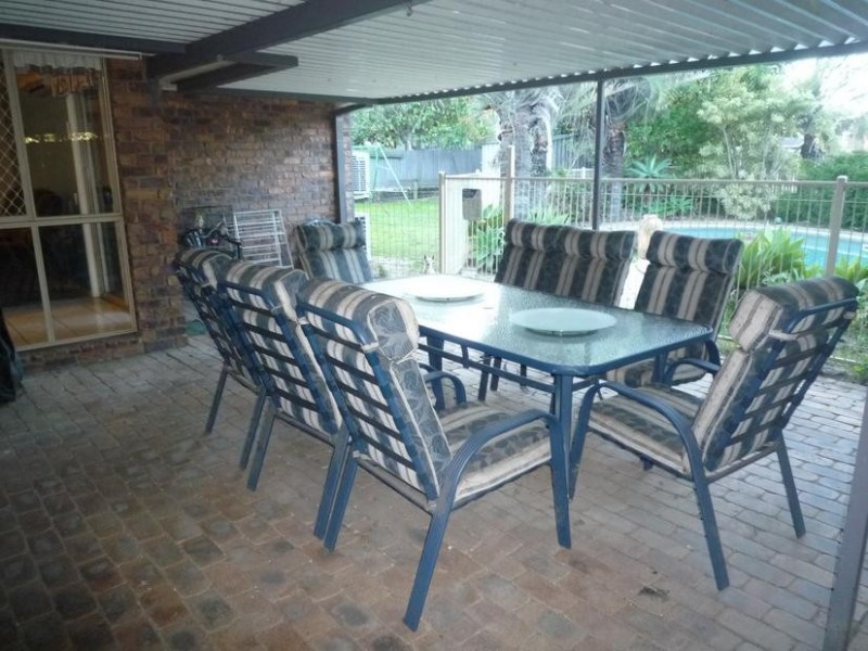 3 Perryman Court, Collingwood Park QLD 4301