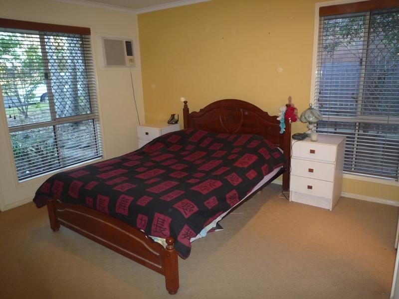 3 Perryman Court, Collingwood Park QLD 4301