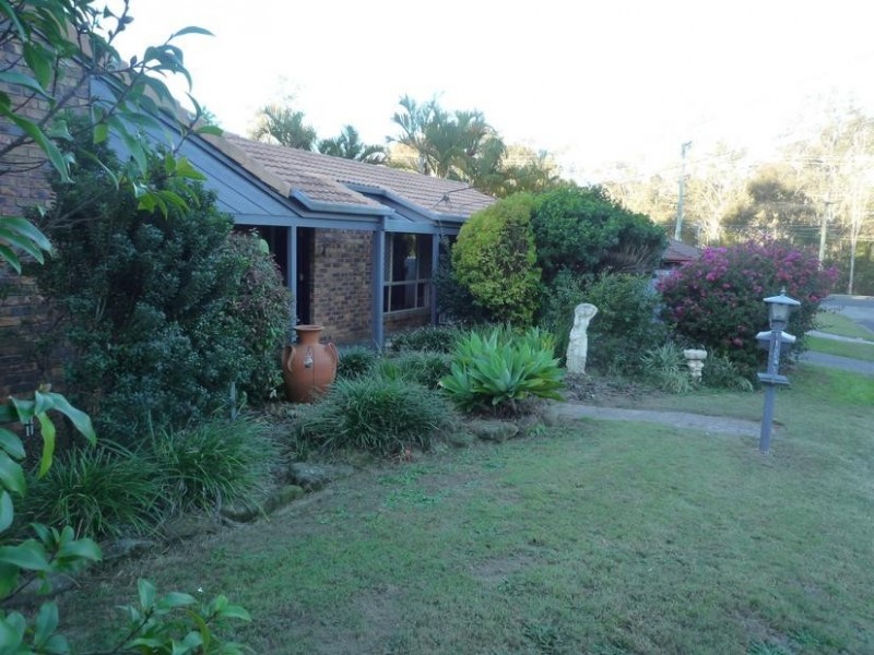 3 Perryman Court, Collingwood Park QLD 4301