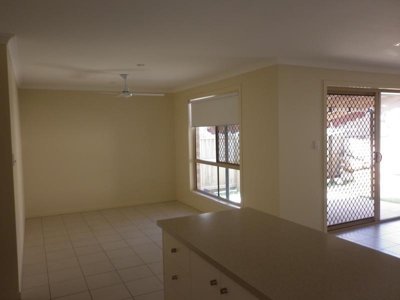 6 Shaun Street, Redbank Plains QLD 4301