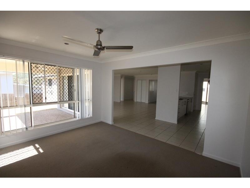 5 Botanic Cres, Brookwater QLD 4300