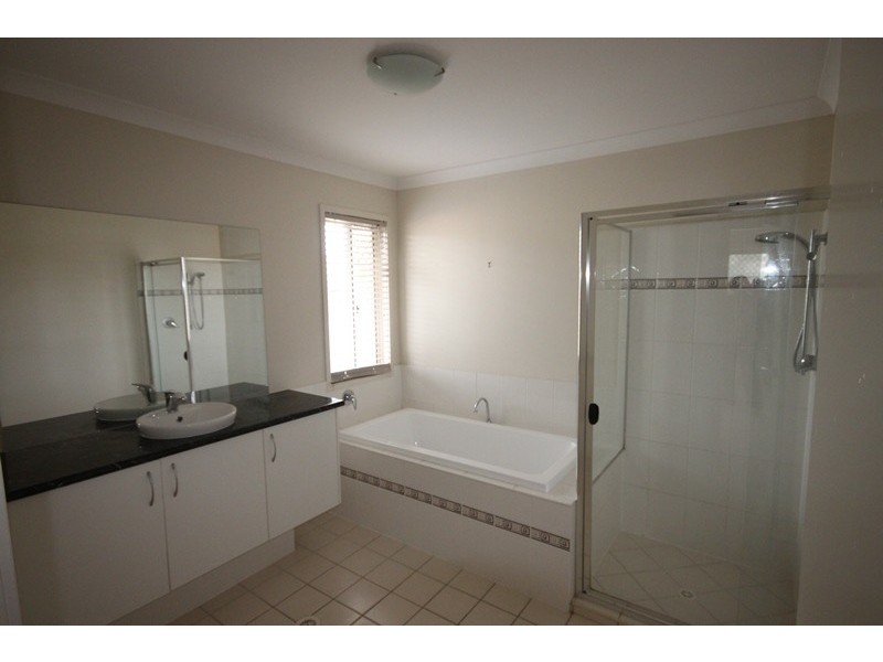 16 FOUNDATION STREET, Collingwood Park QLD 4301