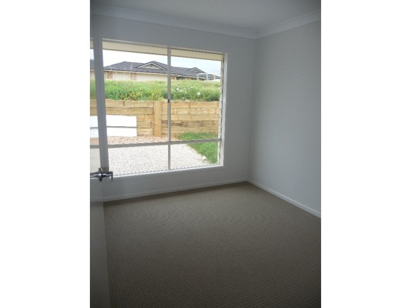2/11 Tone Drive, Collingwood Park QLD 4301