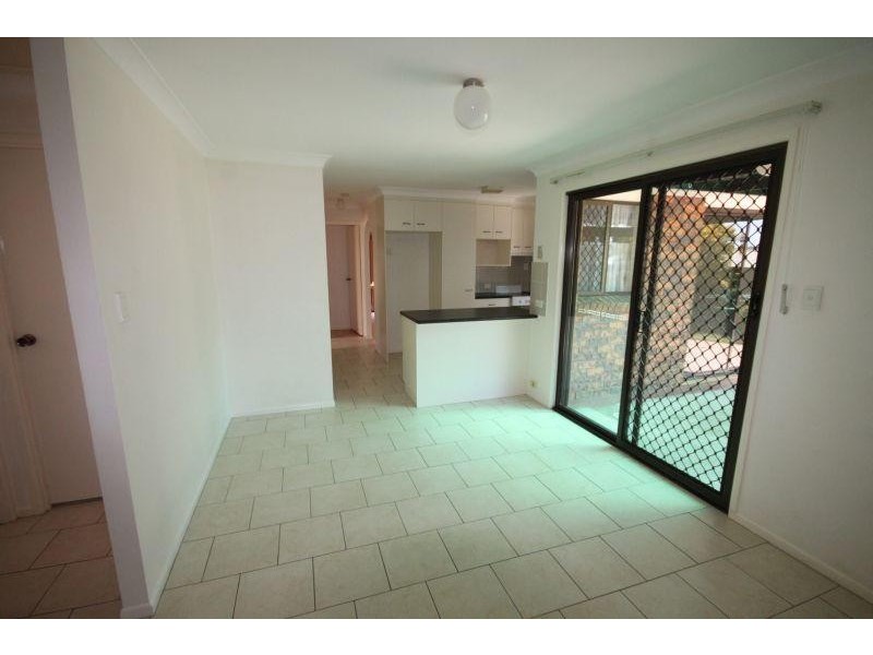 8 Old Logan Road, Gailes QLD 4300