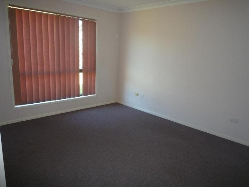 4 Montcliff Court, Springfield QLD 4300