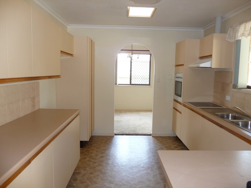 12 Heysen Street, Collingwood Park QLD 4301