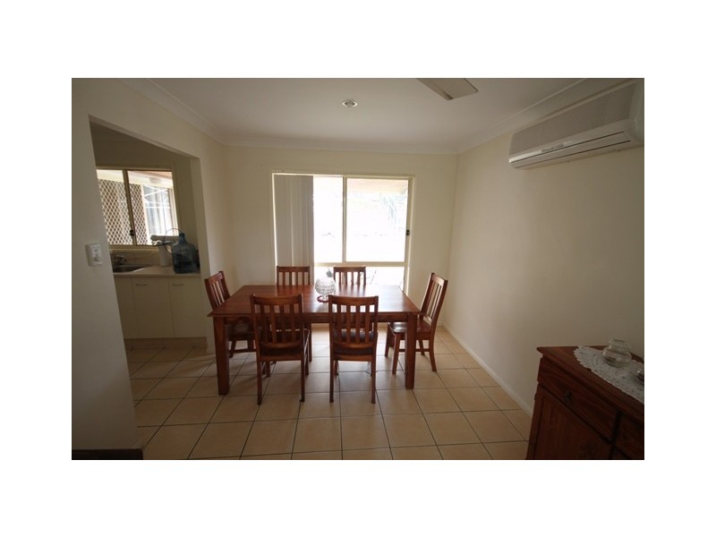 5 Scenic Cres, Springfield QLD 4300