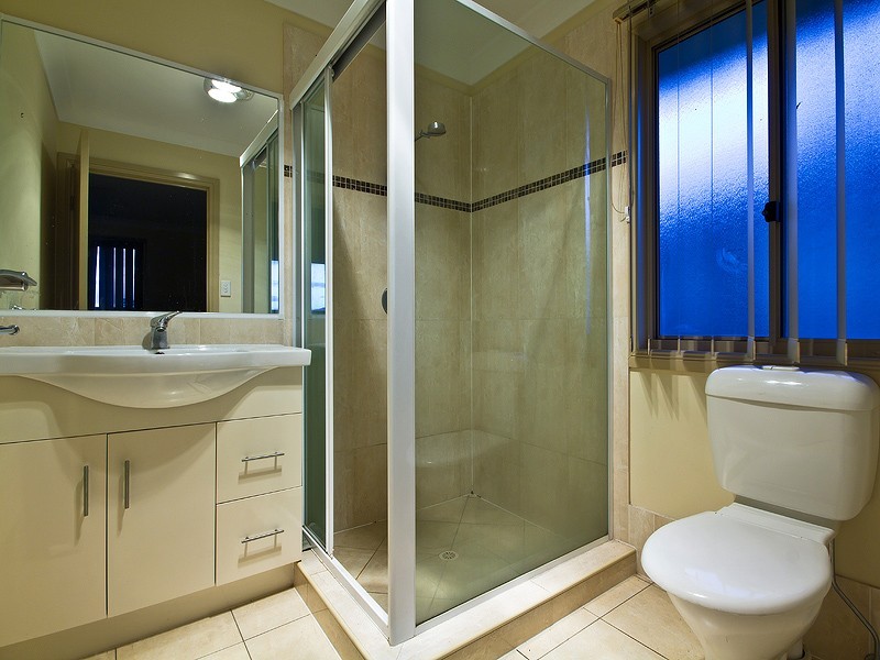 10 Flora Link, Springfield Lakes QLD 4300