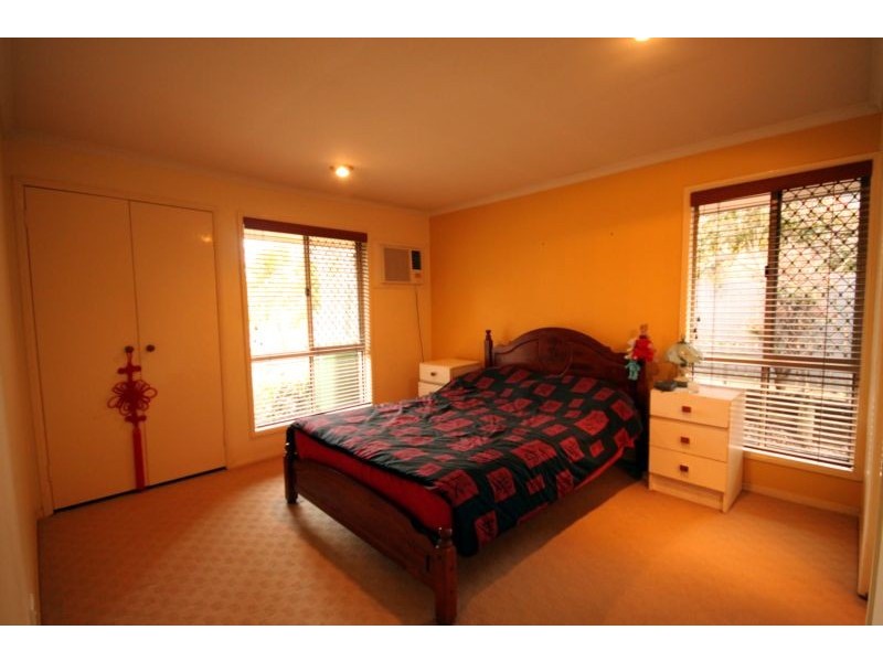 3 Perryman Court, Collingwood Park QLD 4301