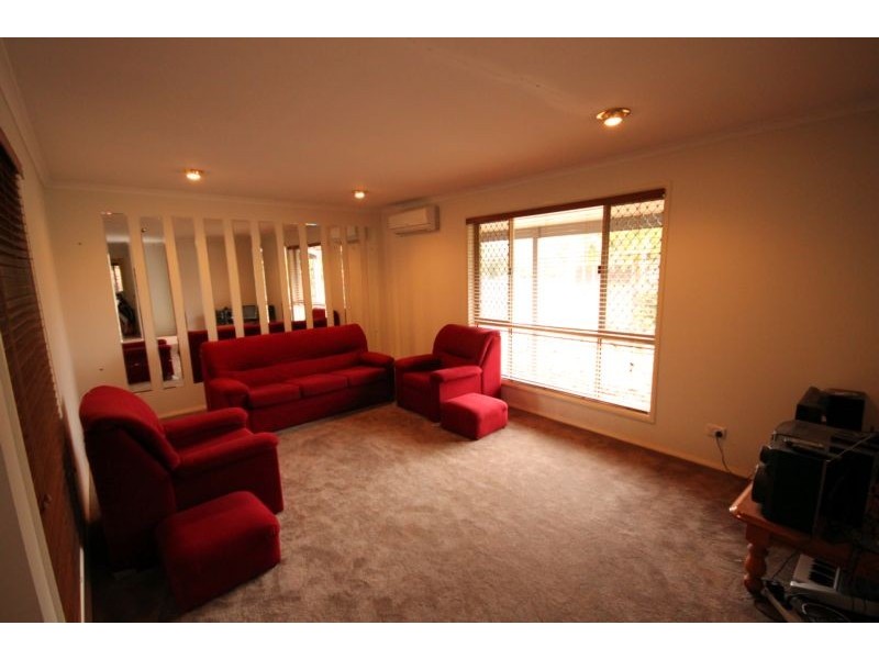 3 Perryman Court, Collingwood Park QLD 4301