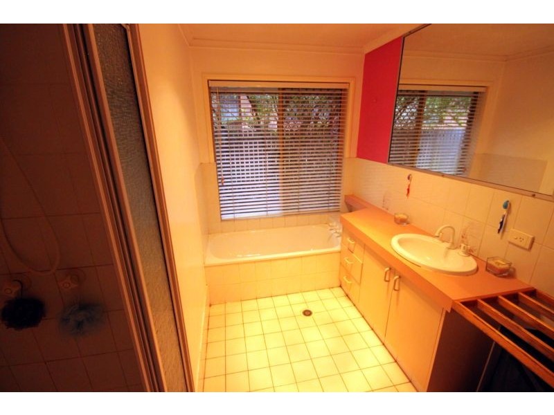 3 Perryman Court, Collingwood Park QLD 4301