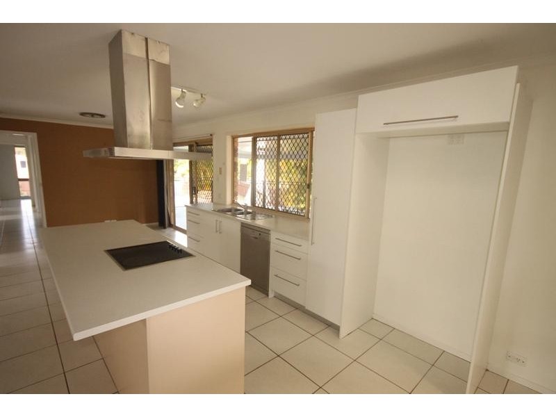 14 Fisher Street, Collingwood Park QLD 4301