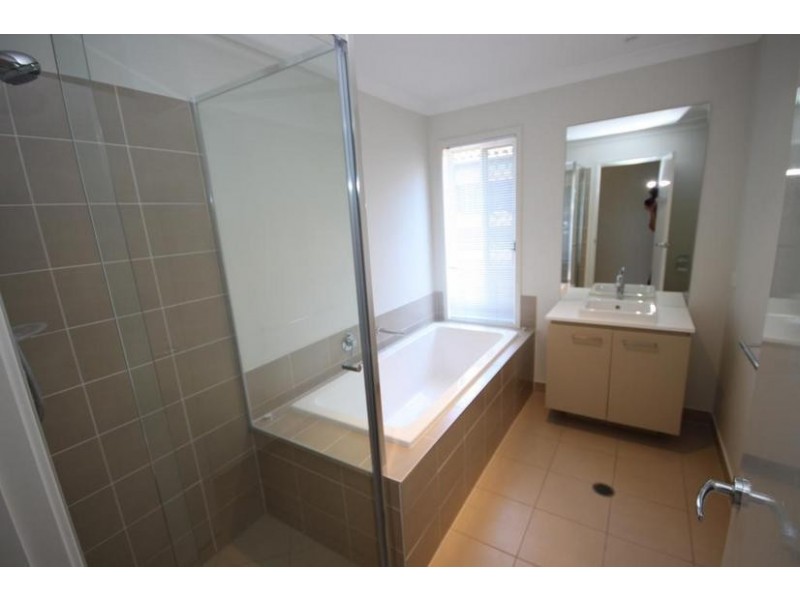 13 Moontide Way, Springfield Lakes QLD 4300