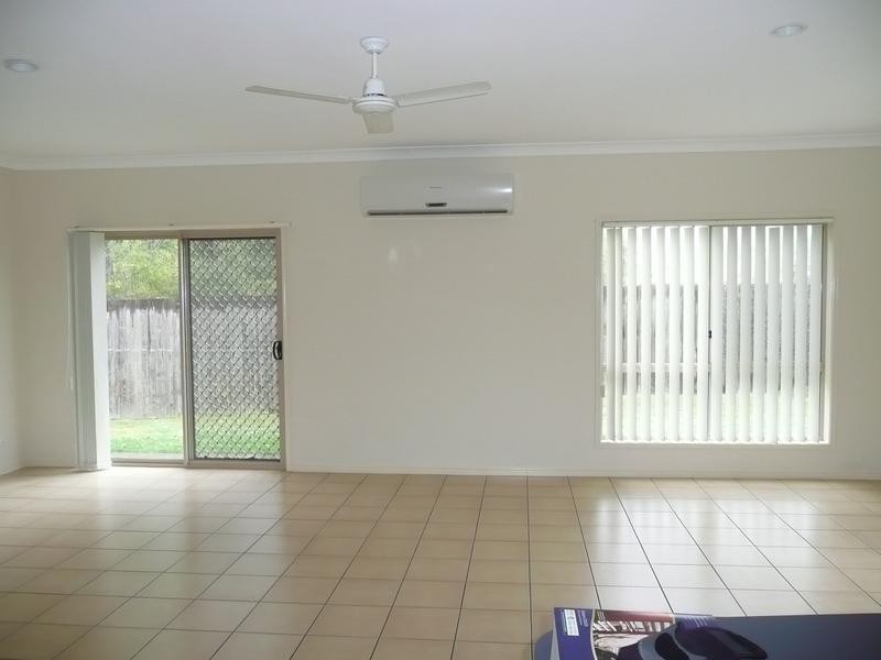 19 Aldworth Street, Springfield Lakes QLD 4300