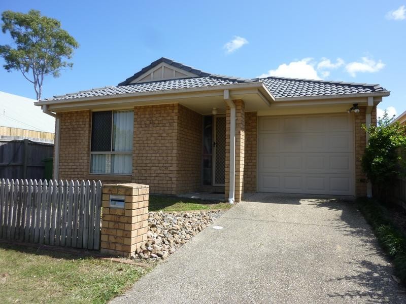 24 Emma Place, Springfield Lakes QLD 4300