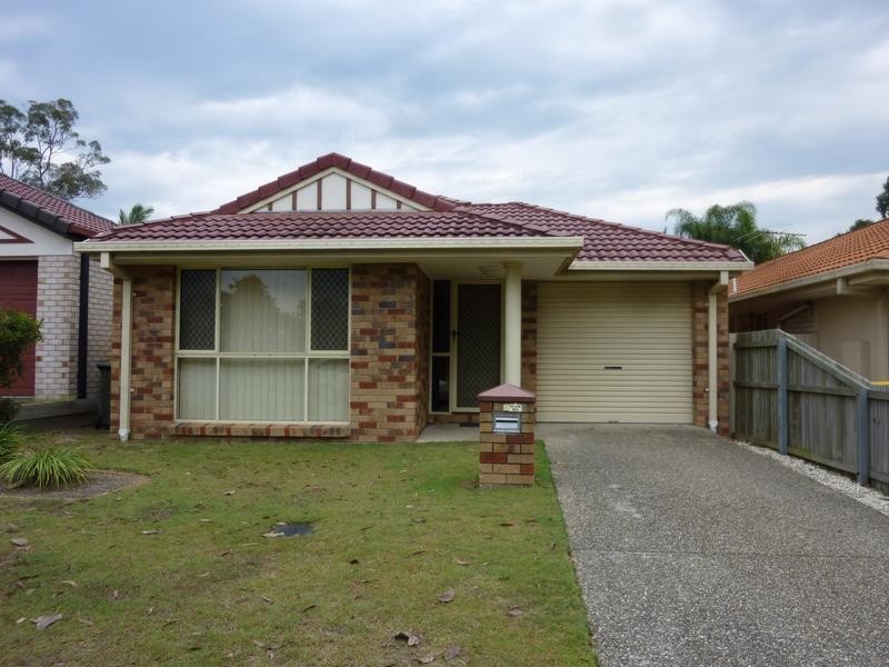 7 Hyde Place, Forest Lake QLD 4078